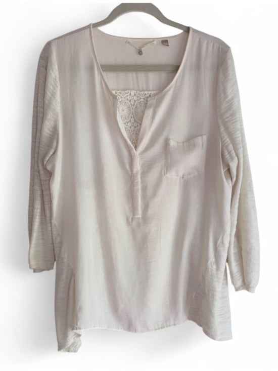 Knitted & Knotted Tops - Anthropologie Knitted & Knotted Ivory Lace Back V Neck 3/4 Sleeve Blouse Size L